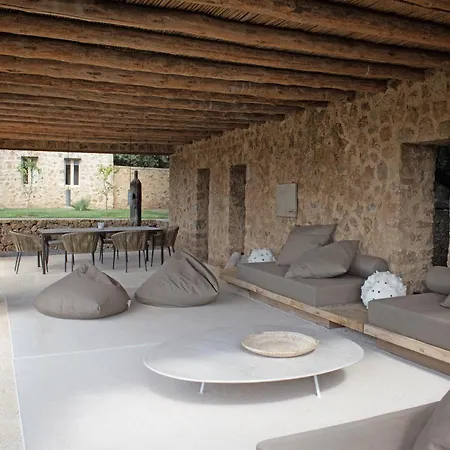 Es Raco D'arta Hotel